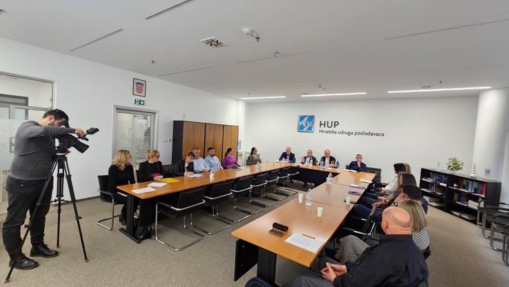 U HUP Regionalnom uredu Osijek predstavljen Kolektivni ugovor za drvnu i papirnu industriju