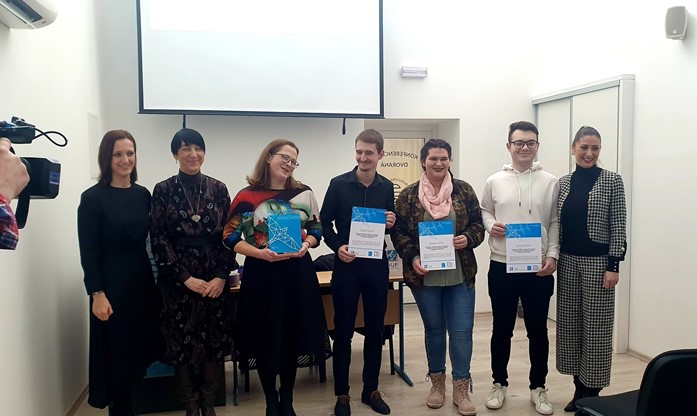 Poduzetnici budućnosti: Uručena nagrada učenicima Srednje strukovne škole Vinkovci za projekt „Pogledaj u pendžer“