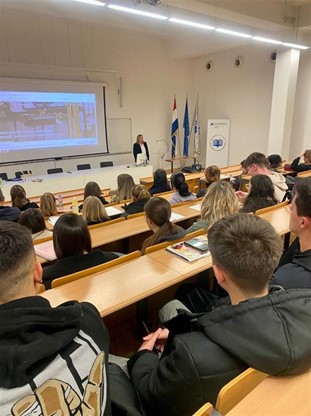 U sklopu ciklusa „Moja poduzetnička priča“ direktorica Nectar Nature održala inspirativno predavanje