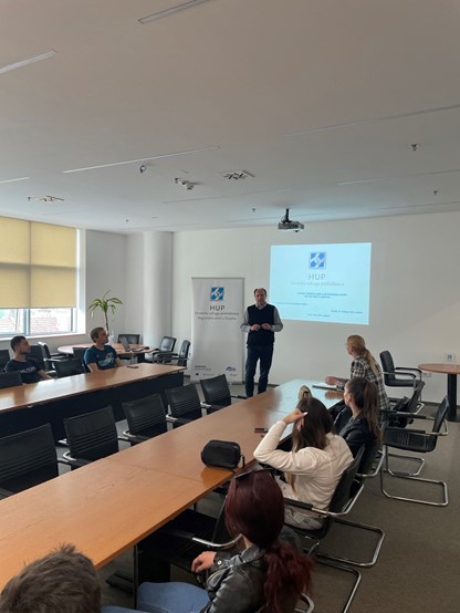 Studentima Pravnog fakulteta Osijek približen rad HUP-a