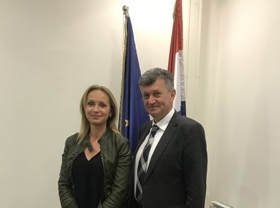 Predsjednica Udruge s ministrom Kujundžićem