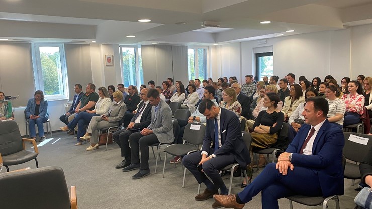 I u Vinkovcima predstavljene mjere HZZ-a